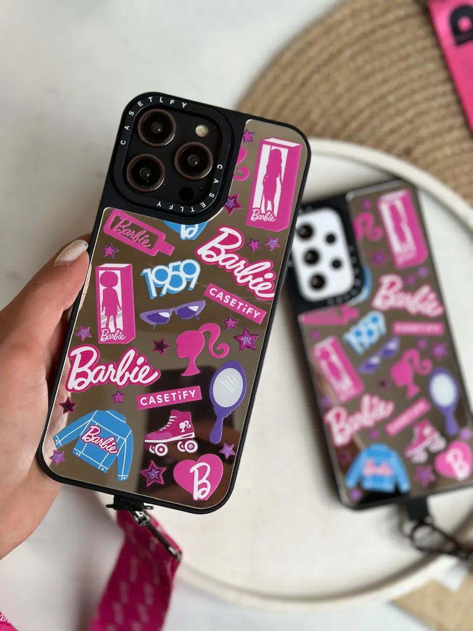 ccae0d قاب استیکر Barbie آینه ای (کدC1417) - Image 1