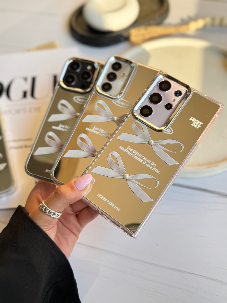 قاب Papillon آینه ای مروارید سفید (کدC1859)