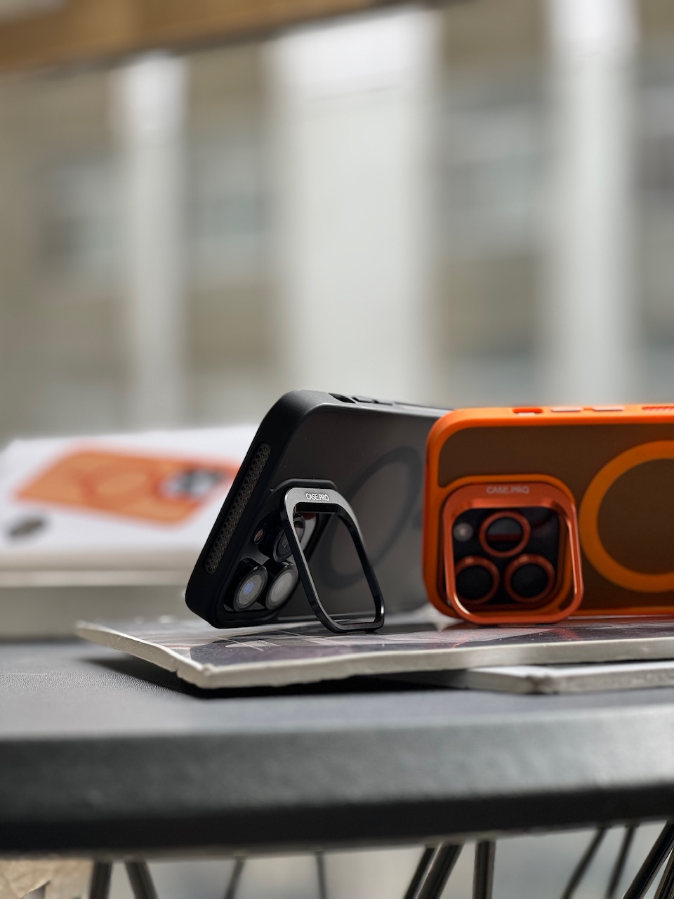 قاب Matte CasePro Lens with MagSafe استند شو با لنز رینگی (کدC1608)