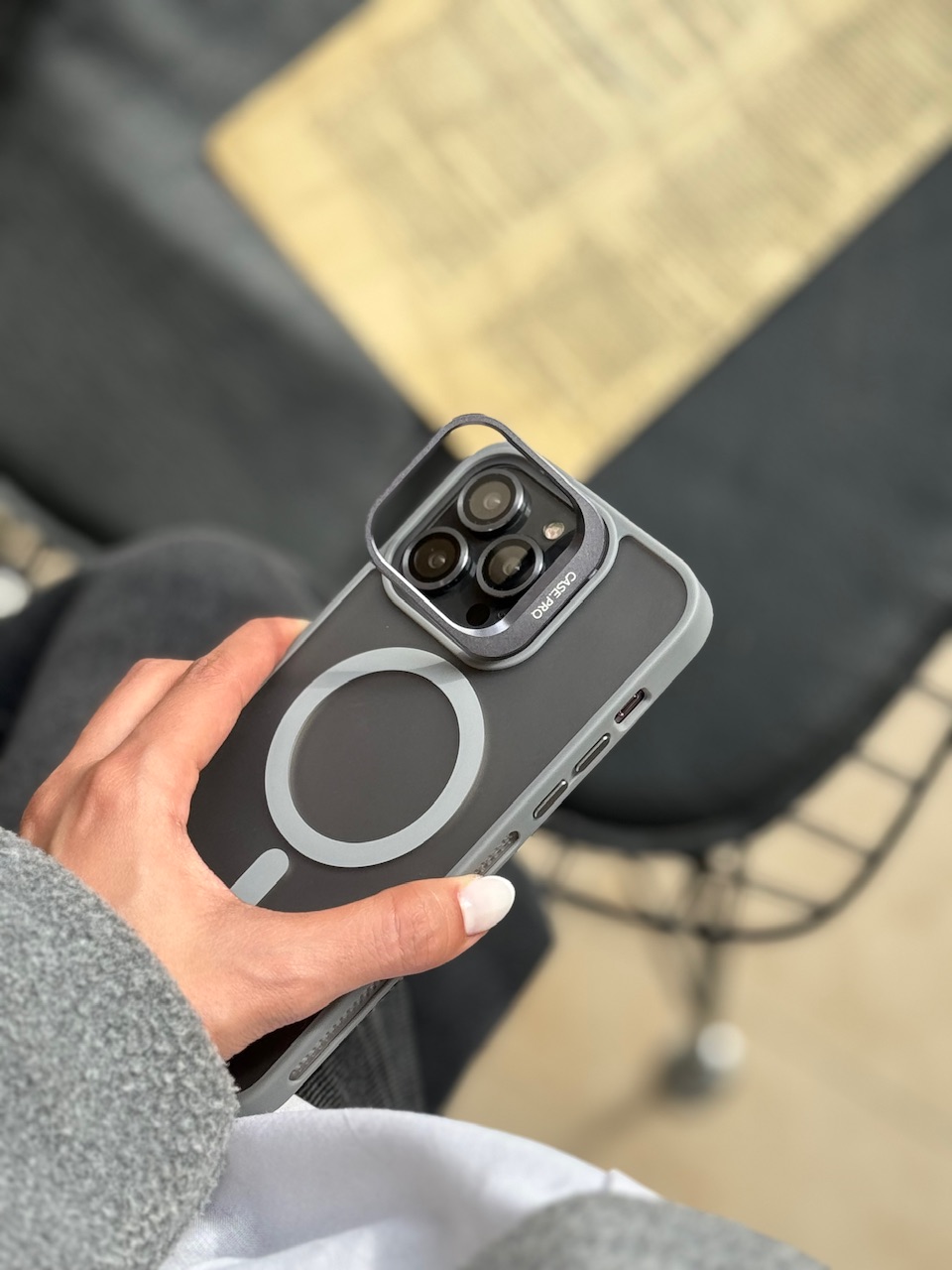 قاب Matte CasePro Lens with MagSafe استند شو با لنز رینگی (کدC1608)