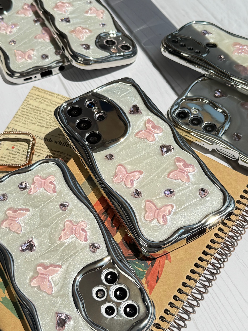 قاب کرومی پروانه و قلب صورتی آیفون و اندرویدی (کدC1825)