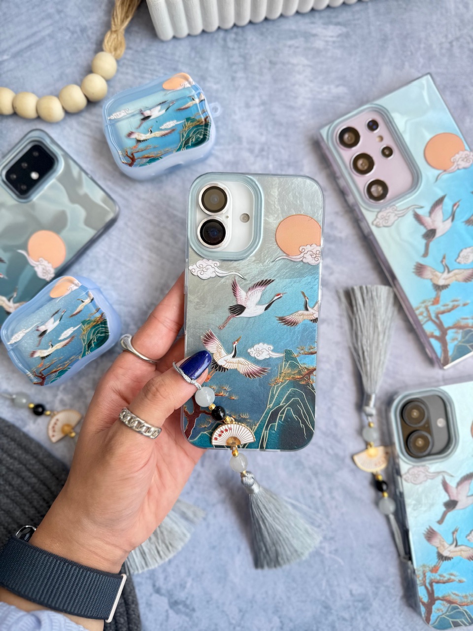 قاب رقص دُرنا همراه با آویز آیفون ، سامسونگ ، شیائومی (کدC2033)