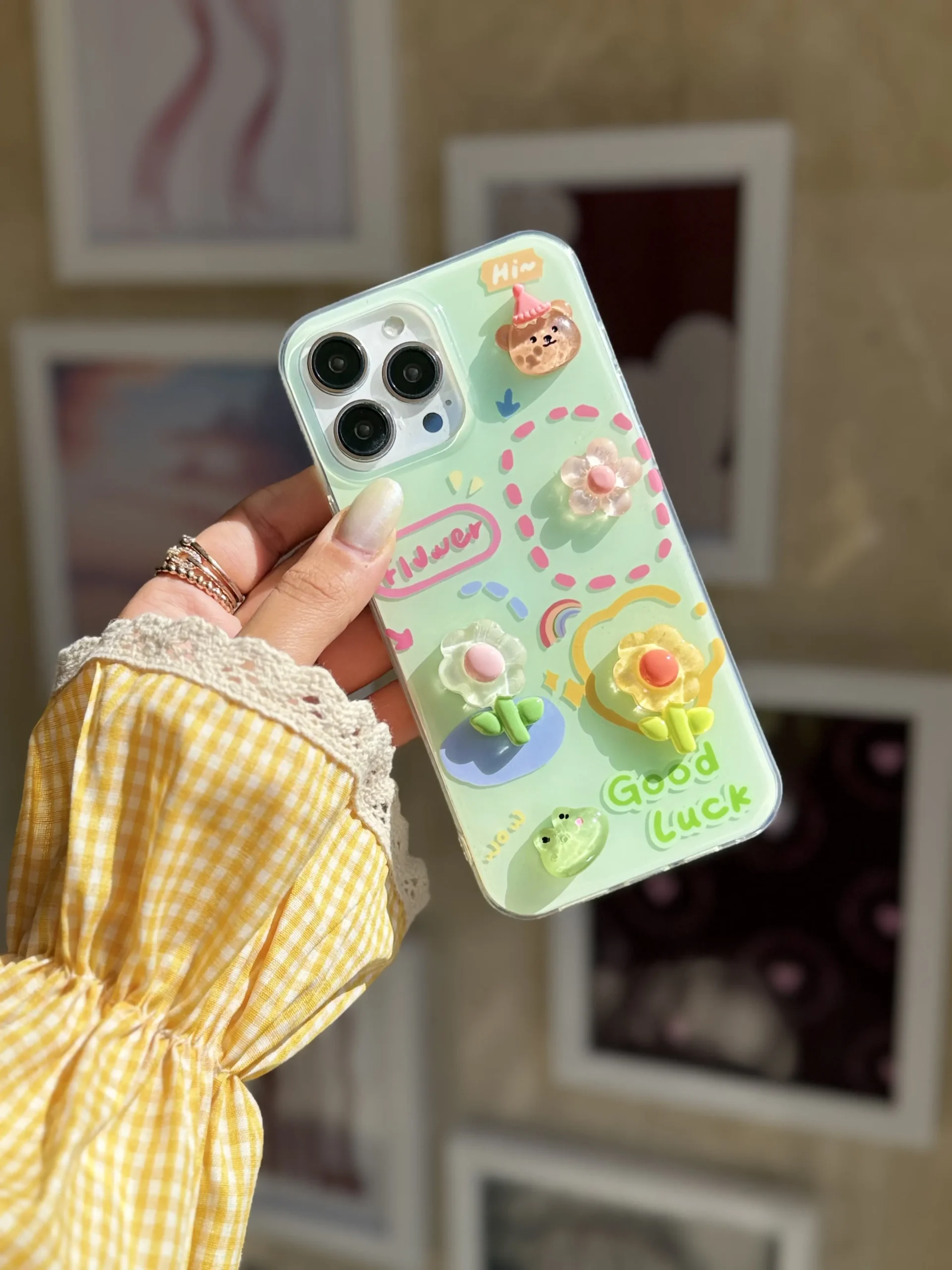 5bdb79 قاب گل برجسته زمینه سبز GOOD LUCK (کدC2107) - تصویر 1